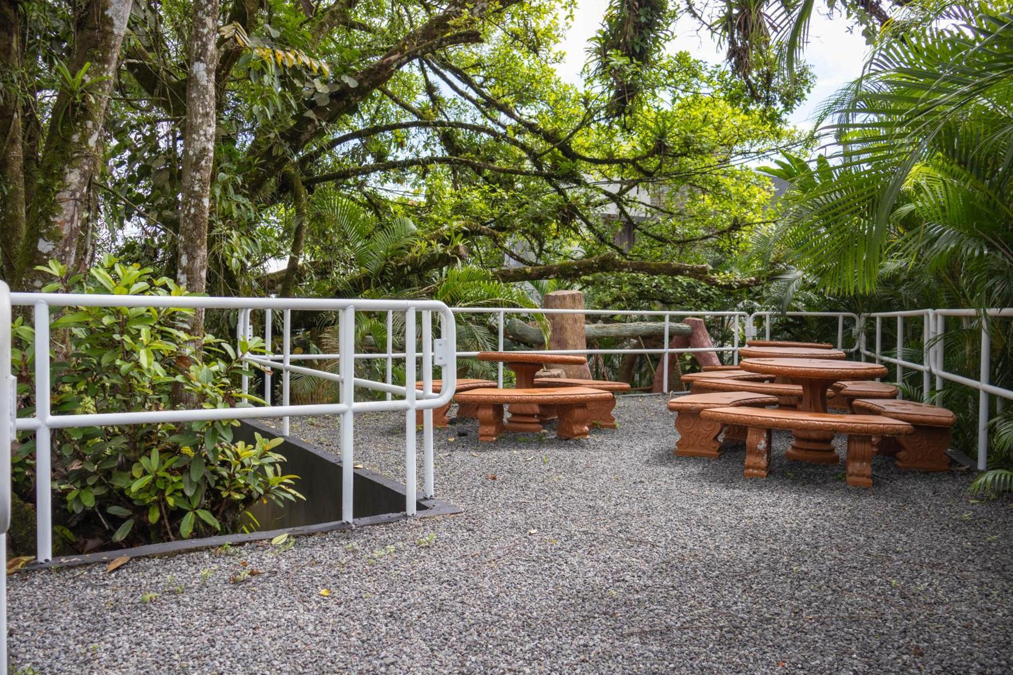 Hotel Relax Termalitas - Thermal Water La Fortuna Exteriör bild