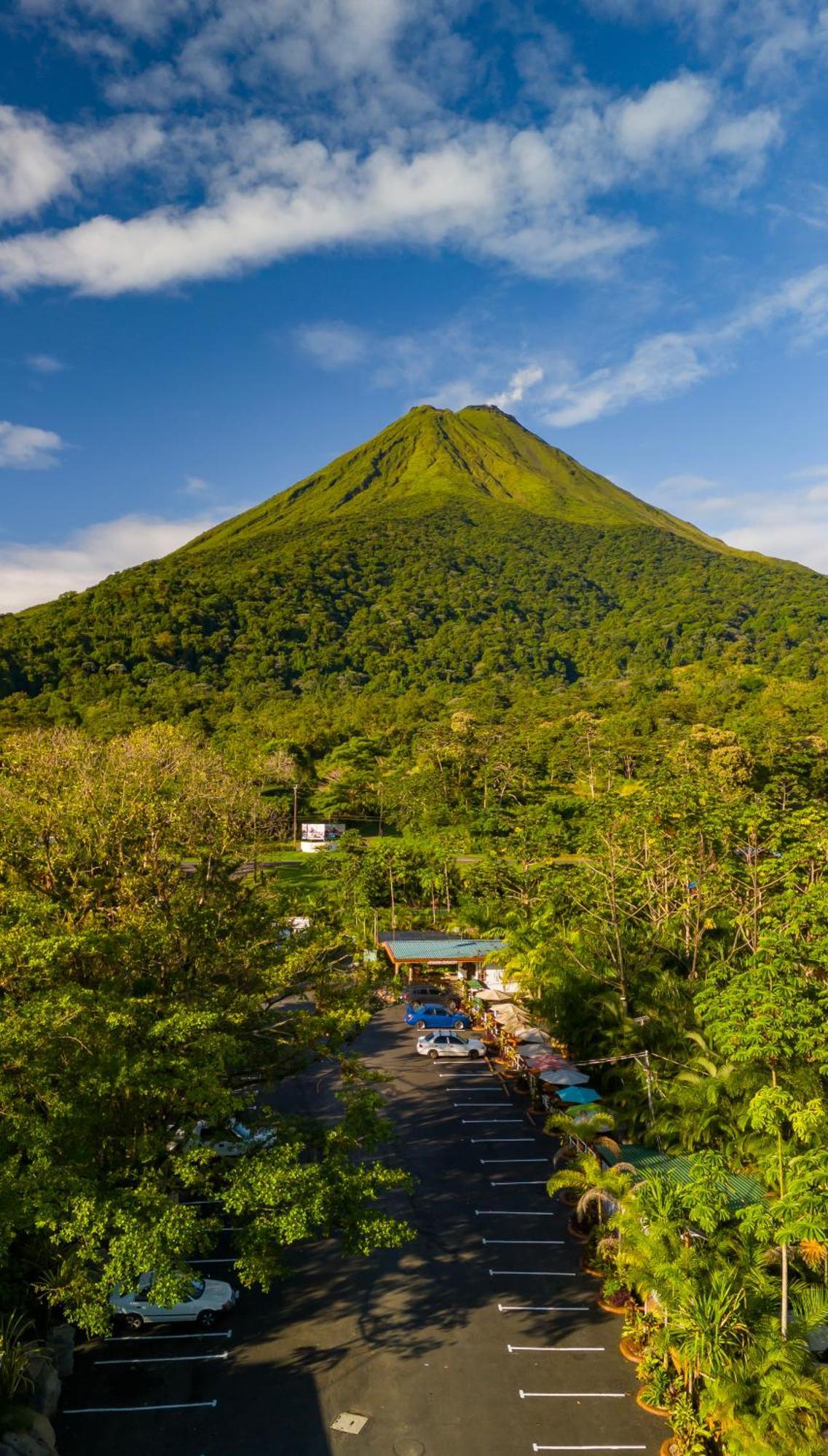 Hotel Relax Termalitas - Thermal Water La Fortuna Exteriör bild